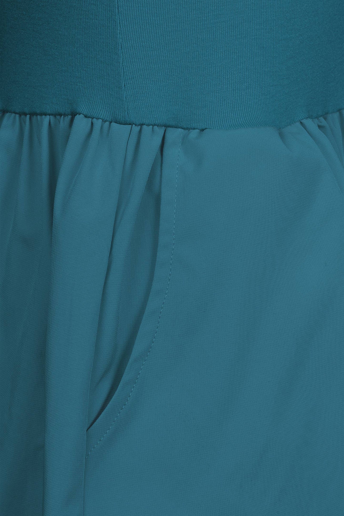 Tatum V-Neck Midi Dress