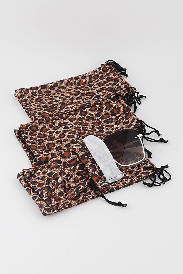Leopard Sunglasses Pouch Bag: Black Leopard
