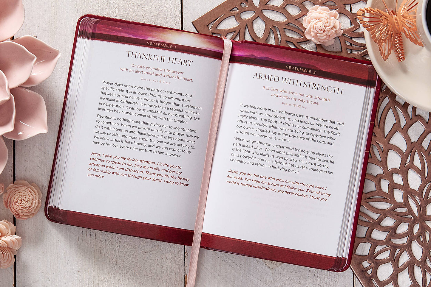 Jesus First for Women (Yearlong Devotional)