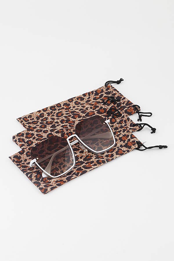 Leopard Sunglasses Pouch Bag: Black Leopard