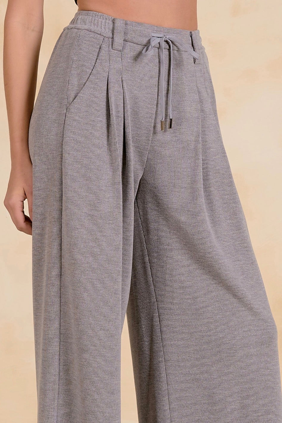 Elan Pleated Trouser