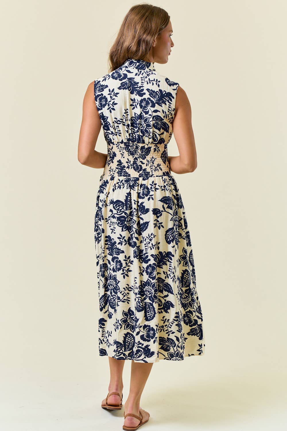 PAISLEY V-NECK SMOCKED WAIST ZIP FRONT MIDI DRESS - 28060D: IVORY/NAVY / M