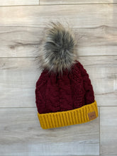 Load image into Gallery viewer, Knitted hat