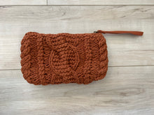 Load image into Gallery viewer, Woven Cable Knit Clutch