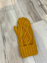 Load image into Gallery viewer, Mittens