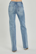 Load image into Gallery viewer, Caty Mid Rise Long Straight Jeans