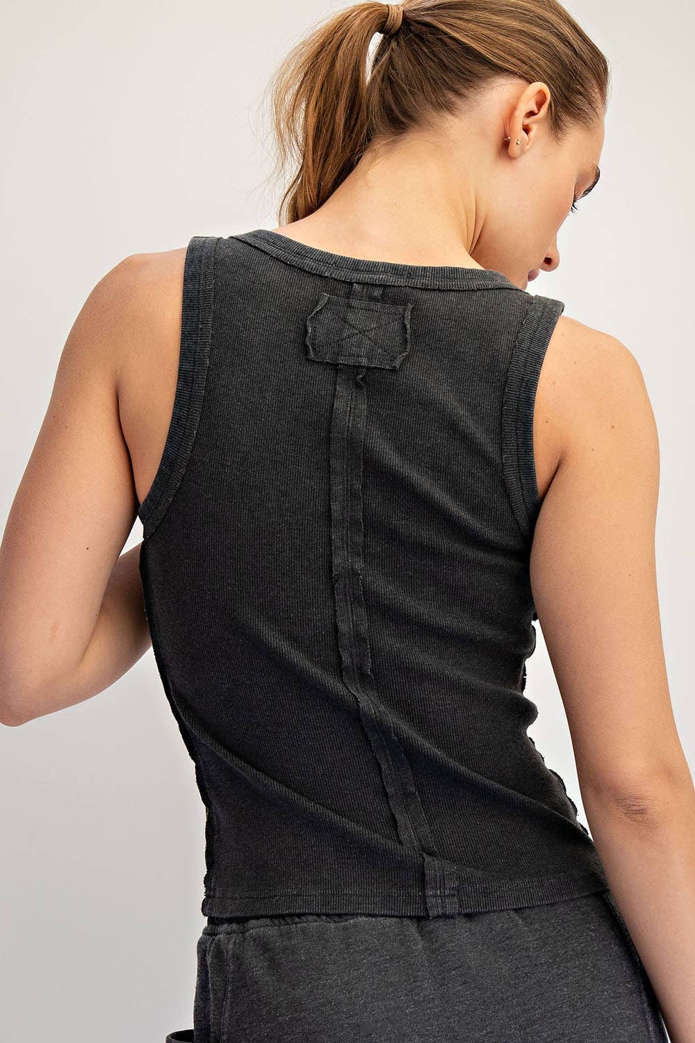 MINERAL WASHED COTTON RIB SLEEVELESS TANK: Lemonilla / S-M-L(2-2-2)