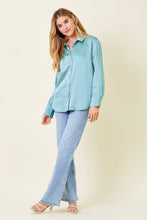 Load image into Gallery viewer, Silky Button Up