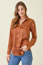 Load image into Gallery viewer, Silky Button Up