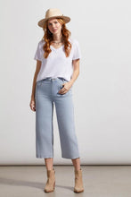 Load image into Gallery viewer, Tribal Brooke Crop Denim