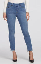 Load image into Gallery viewer, Tribal Mid Rise Ankle Jegging